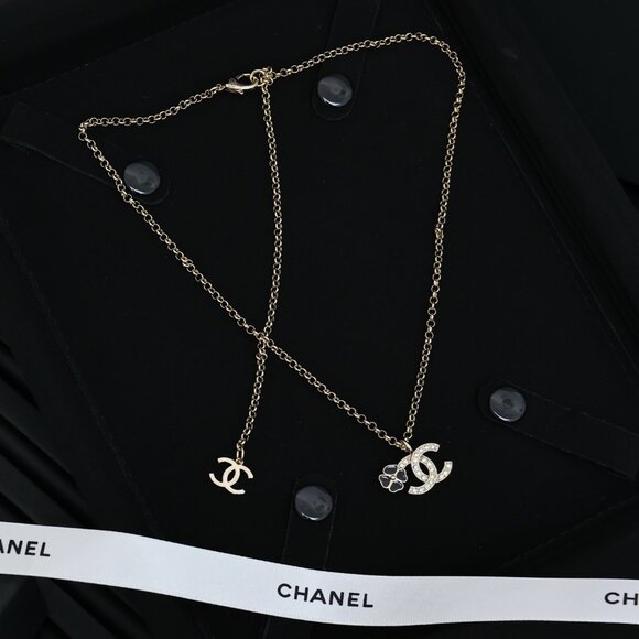 Chanel necklace✅Authentic - Picture 5 of 6